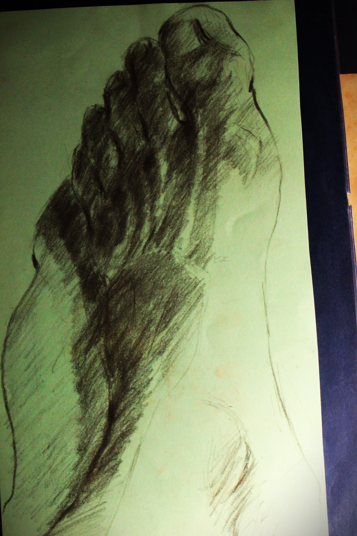 -, Esboço